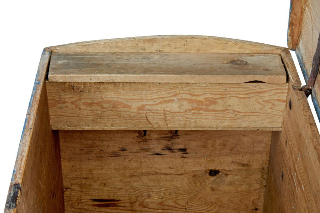 Mid 19th Century Swedish Folk Art Hand Painted Pine Coffer — image 2