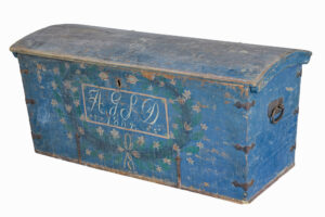 Mid 19th Century Swedish Hand Painted Dome Top Coffer — thumbnail 6