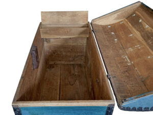 Swedish Mid 19th Century Hand Painted Oak Dome Top Coffer — thumbnail 2