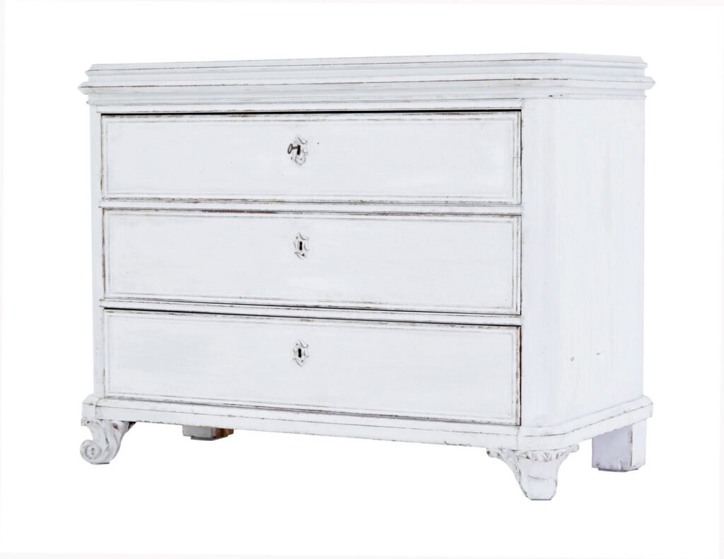 Swedish 19th Century Painted Chest of Drawers — image 6
