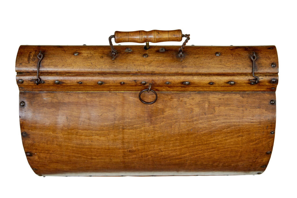 Early 20th Century Scandinavian Wooden Doctors Bag — image 8