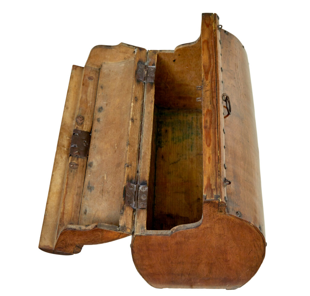 Early 20th Century Scandinavian Wooden Doctors Bag — image 6