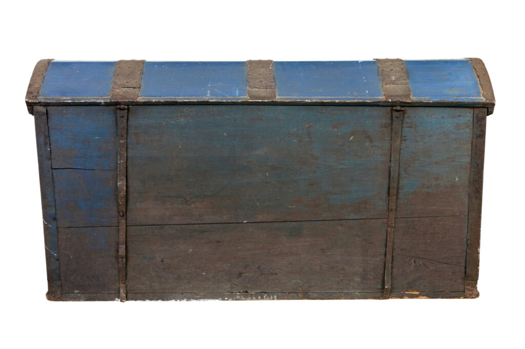 Traditional 19th Century Painted Swedish Dome Trunk — image 7
