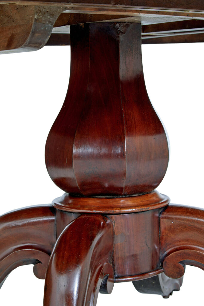 Victorian 19th Century Mahogany Breakfast Table — image 5
