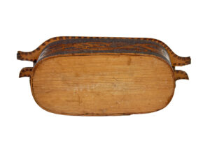 Early 20th Century Scandinavian Pokerwork Tine Box — thumbnail 4