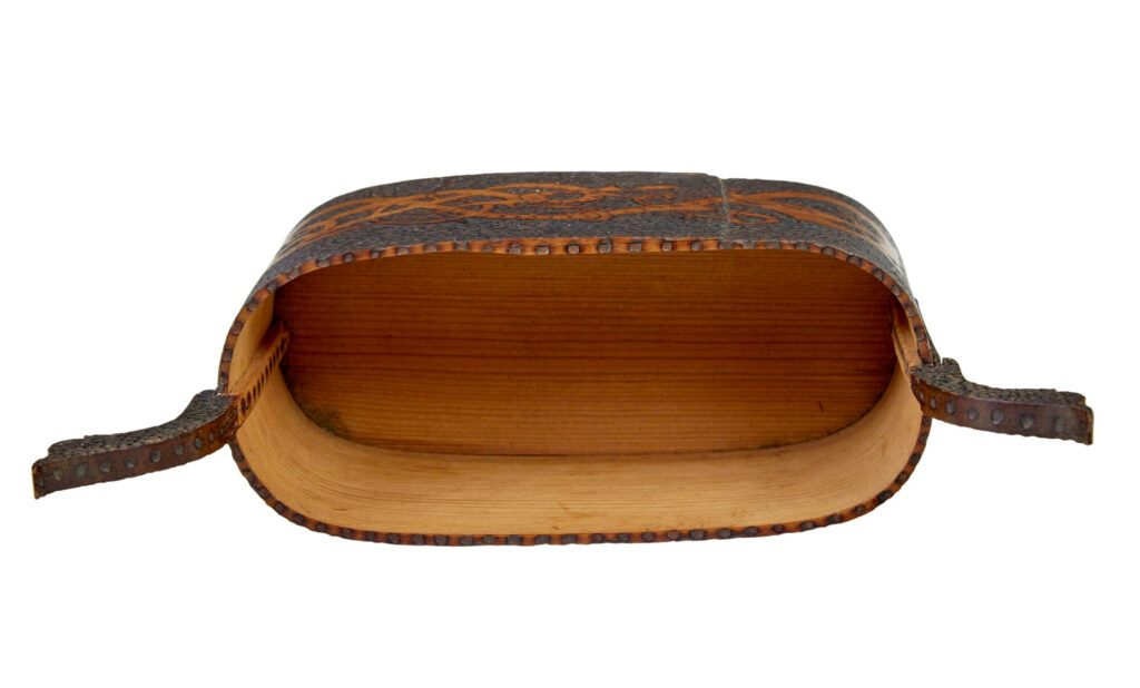Early 20th Century Scandinavian Pokerwork Tine Box — image 3