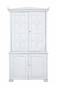 Swedish Early 19th Century Painted Pine Cabinet — thumbnail 4