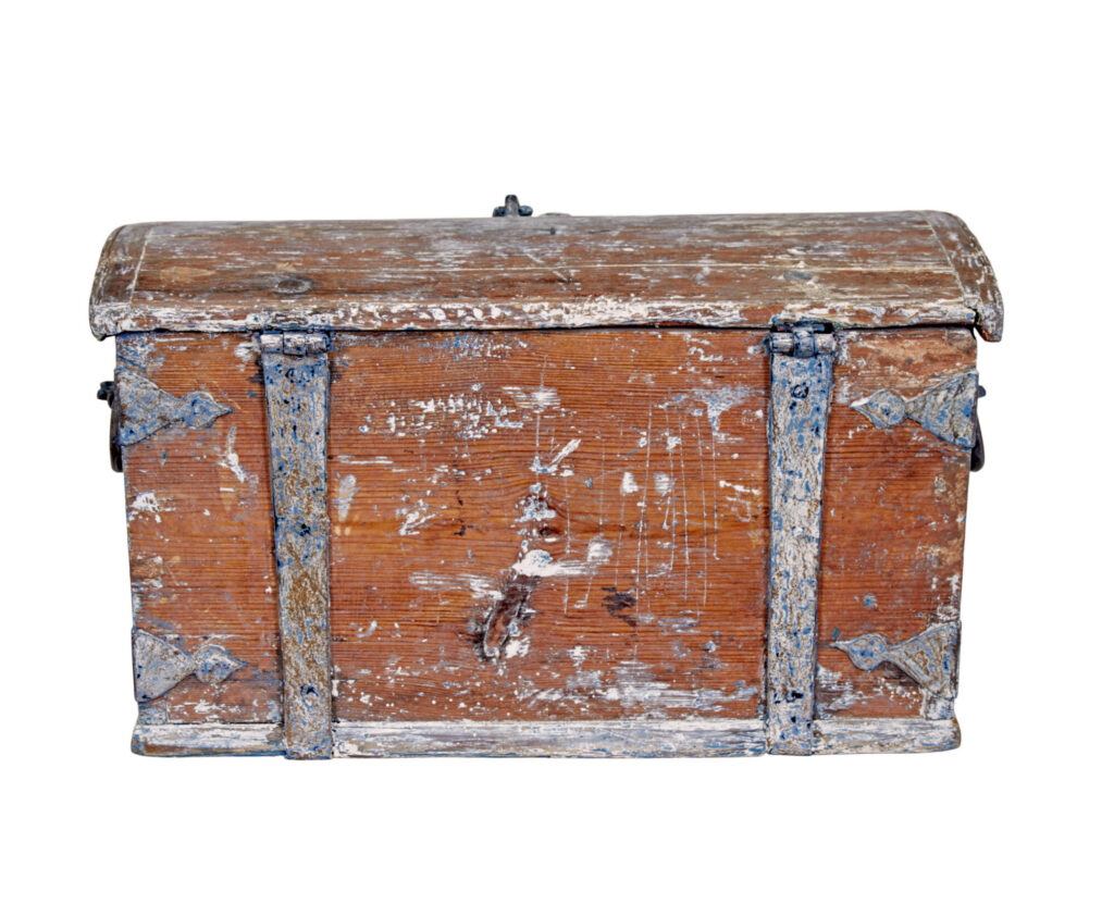Small Mid 19th Century Swedish Painted Pine Strong Box — image 6