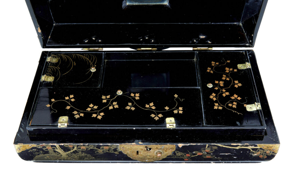 19th Century Black Lacquered Jewellery Box — image 7
