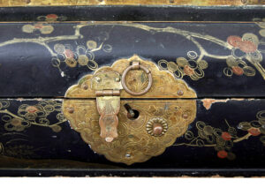 19th Century Black Lacquered Jewellery Box — thumbnail 3