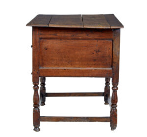 Early 18th Century Georgian Oak Side Table — thumbnail 8