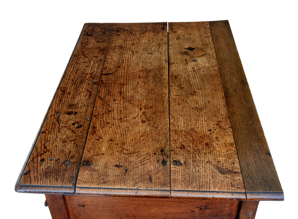 Early 18th Century Georgian Oak Side Table — image 4