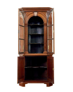 18th Century Georgian Mahogany Glazed Corner Cabinet — thumbnail 8