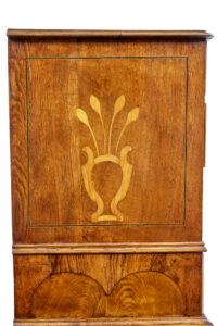Early 19th Century Swedish Baroque Oak Inlaid Chest of Drawers — thumbnail 4