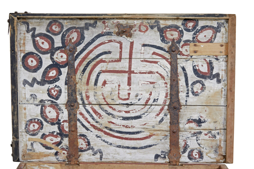 Mid 18th Century Swedish Pine Chest Decorated with Labyrinth — image 6