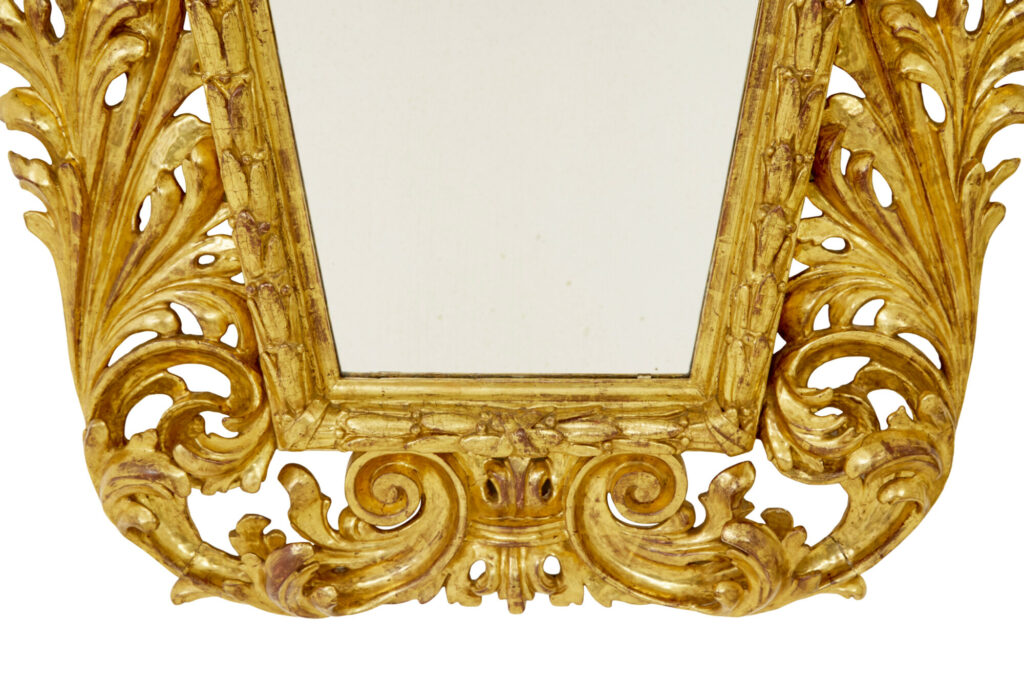 18th Century Carved Italian Rococo Giltwood Mirror — image 3