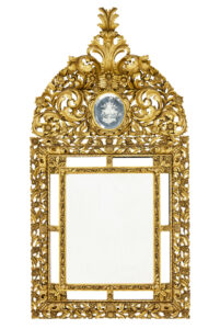 EARLY 20TH CENTURY CARVED WOOD BAROQUE INFLUENCED CUSHION MIRROR