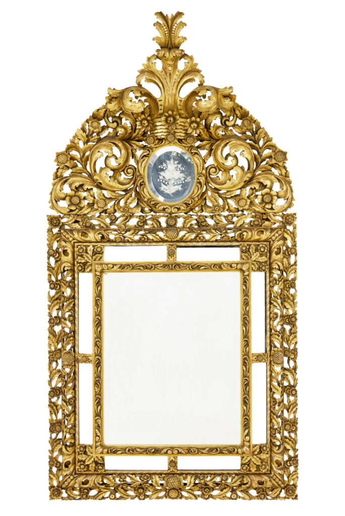 EARLY 20TH CENTURY CARVED WOOD BAROQUE INFLUENCED CUSHION MIRROR