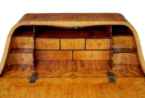 Rococo 18th Century Yew and Elm Bureau Desk — thumbnail 12