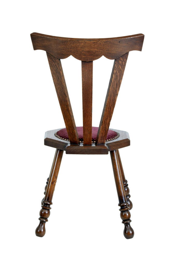 Early 20th Century Oak Arts and Crafts Childs Chair — image 3