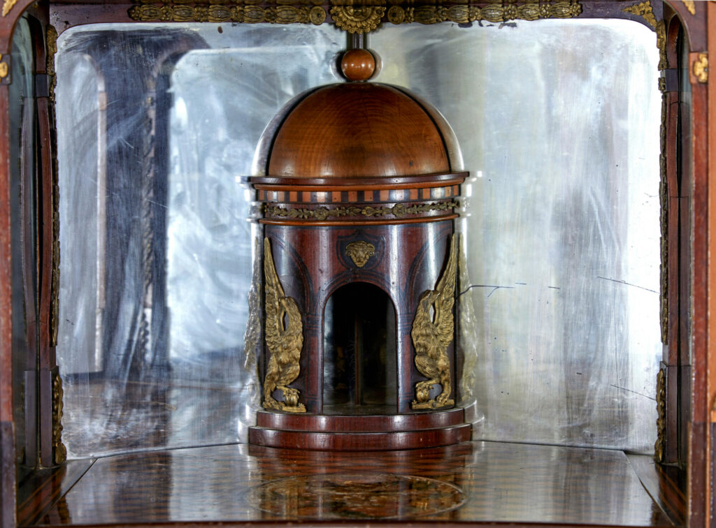 Early 19th Century Biedermeier Ebonised Birch Escritoire — image 16