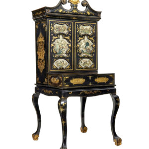 19TH CENTURY CHINESE CANTON BLACK LACQUERED DESK CABINET