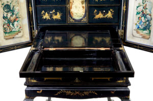 19th Century Chinese Canton Black Lacquered Desk Cabinet — thumbnail 9