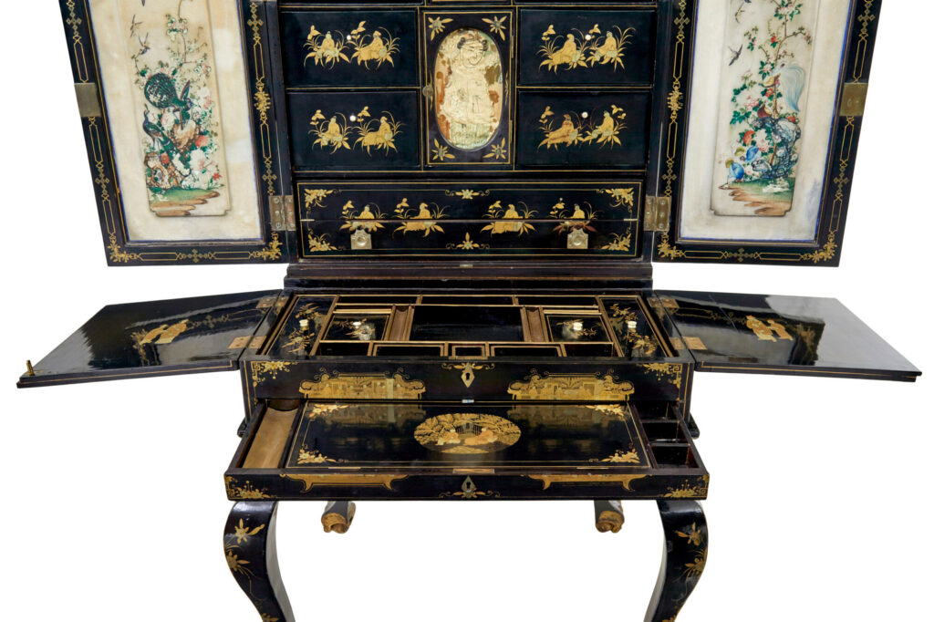 19th Century Chinese Canton Black Lacquered Desk Cabinet — image 7