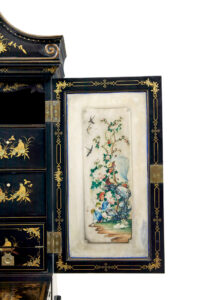19th Century Chinese Canton Black Lacquered Desk Cabinet — thumbnail 3