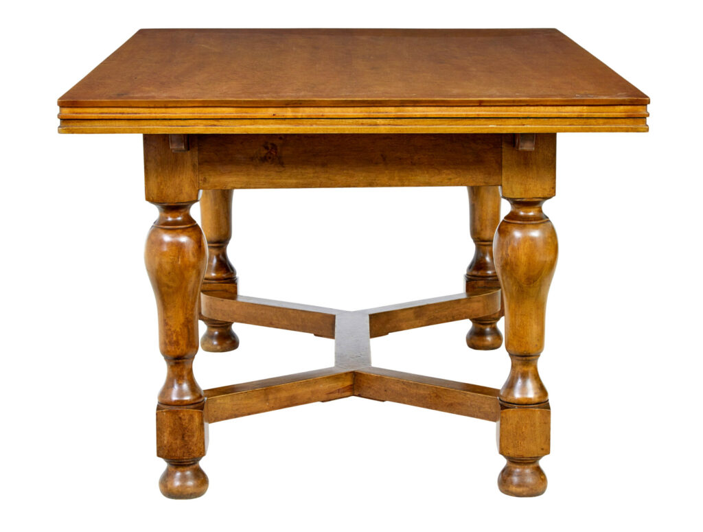 Early 20th Century Birch Extending Dining Table — image 9