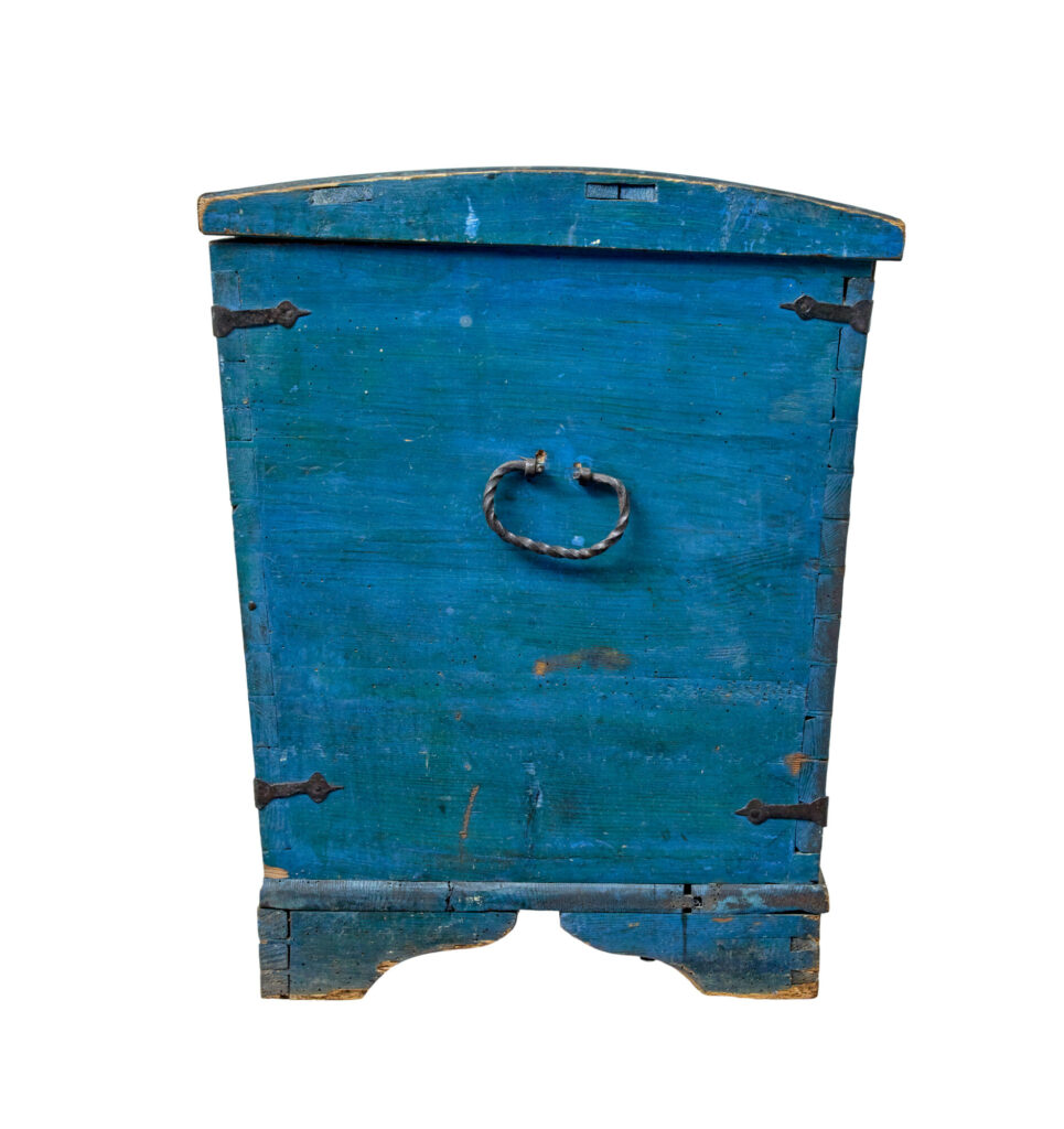 Early 19th Century Hand Painted Swedish Folk Art Coffer — image 2
