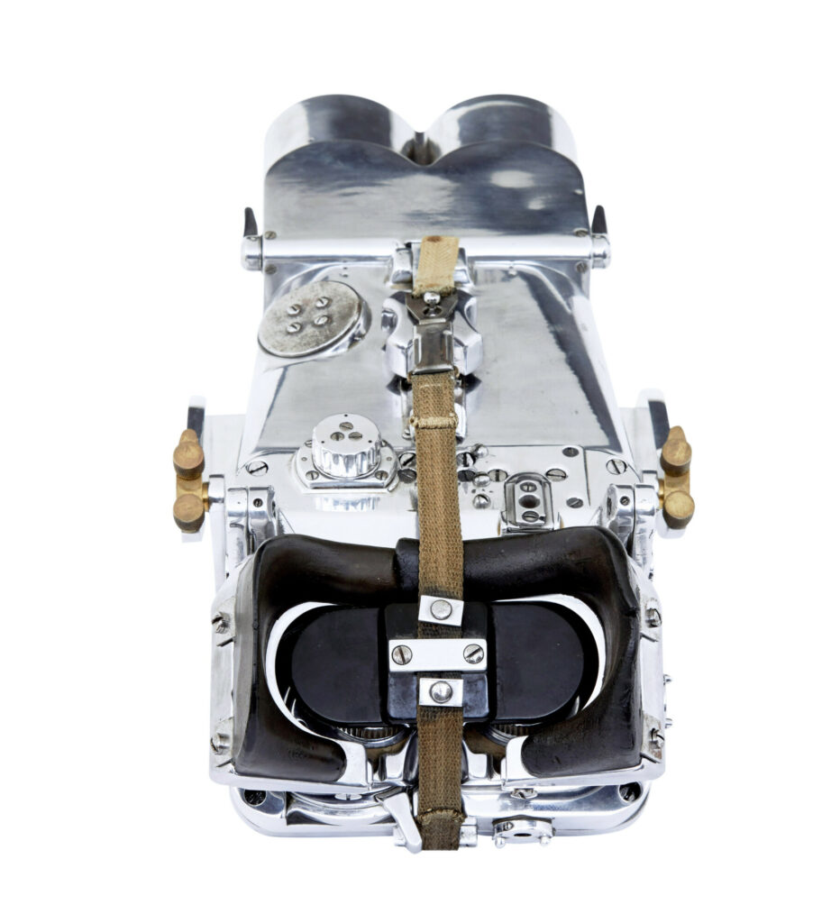 Pair of Ww2 Polished Steel German Rangefinder Flak Binoculars — image 14