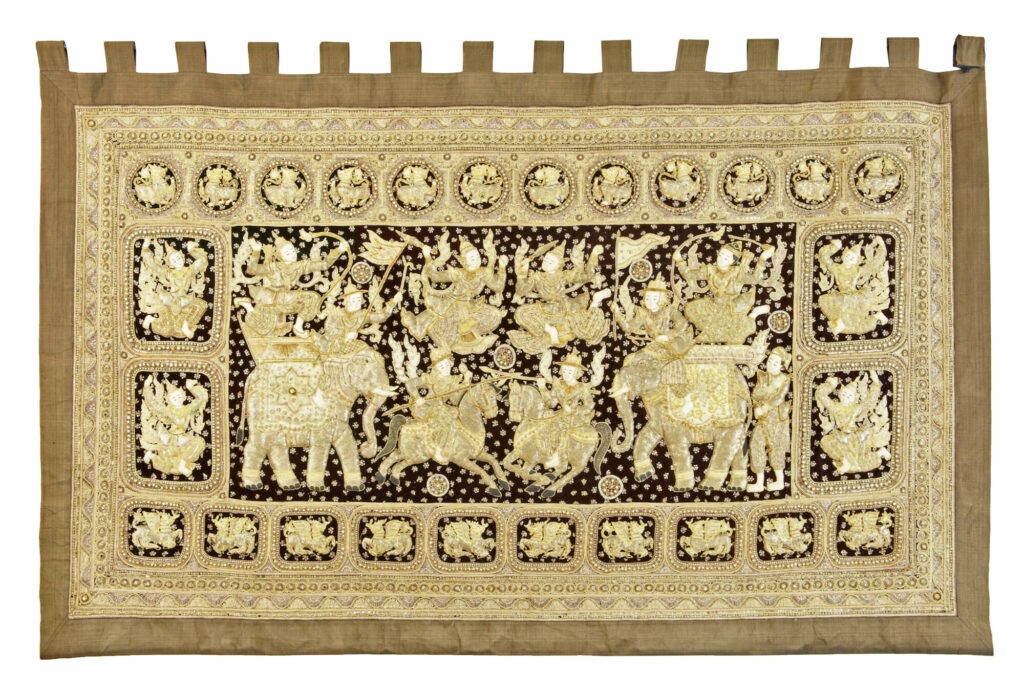 STUNNING 20TH CENTURY LARGE INDIAN NEEDLEWORK WALL HANGING