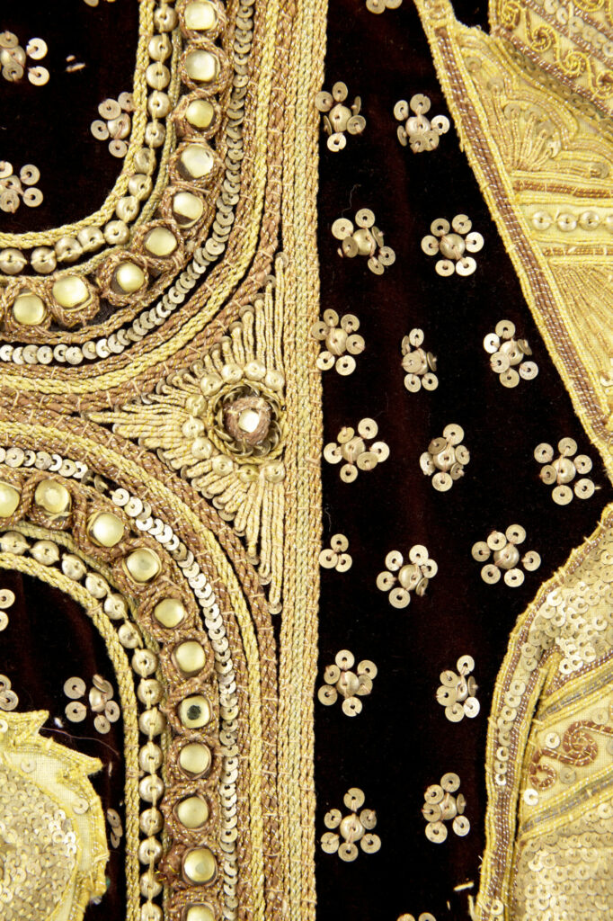 Stunning 20th Century Large Indian Needlework Wall Hanging — image 7