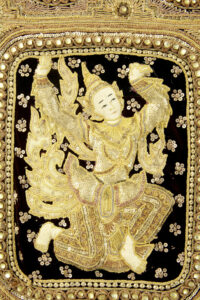 Stunning 20th Century Large Indian Needlework Wall Hanging — thumbnail 6