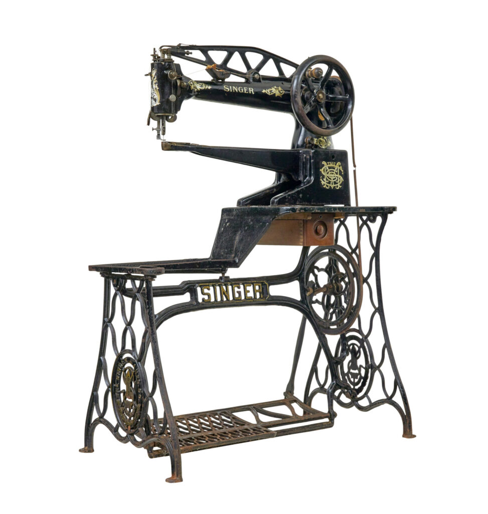 19th Century Black Cast Iron Factory Singer Sewing Machine
