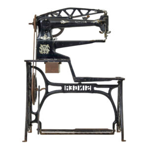 19th Century Black Cast Iron Factory Singer Sewing Machine — thumbnail 10