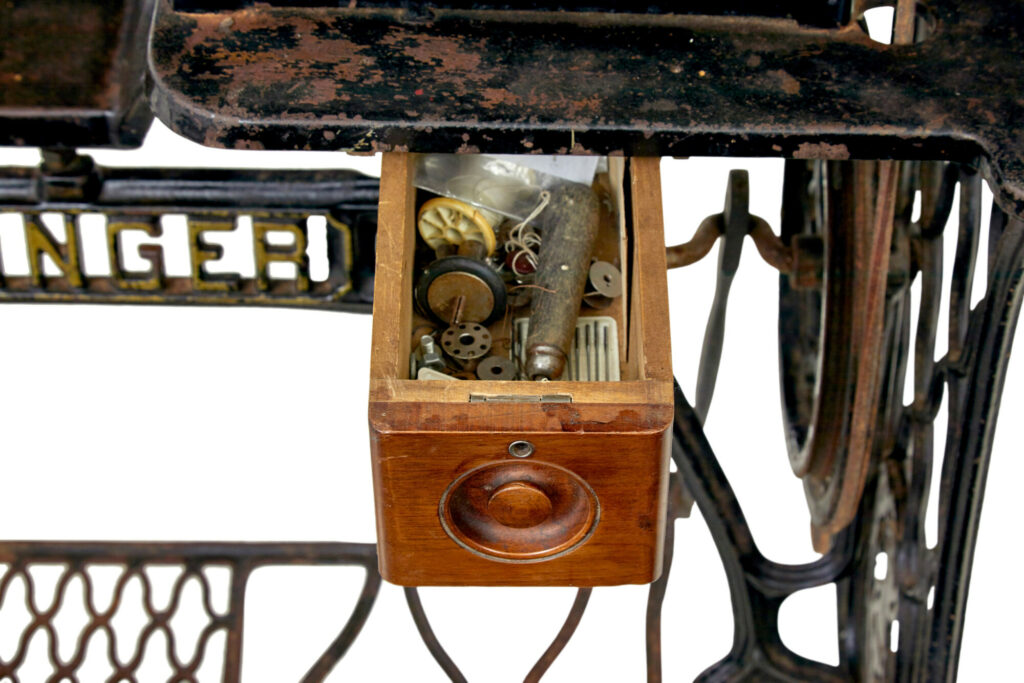 19th Century Black Cast Iron Factory Singer Sewing Machine — image 6