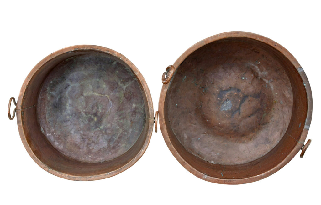Two 19th Century Victorian Large Copper Cooking Vessels — image 4