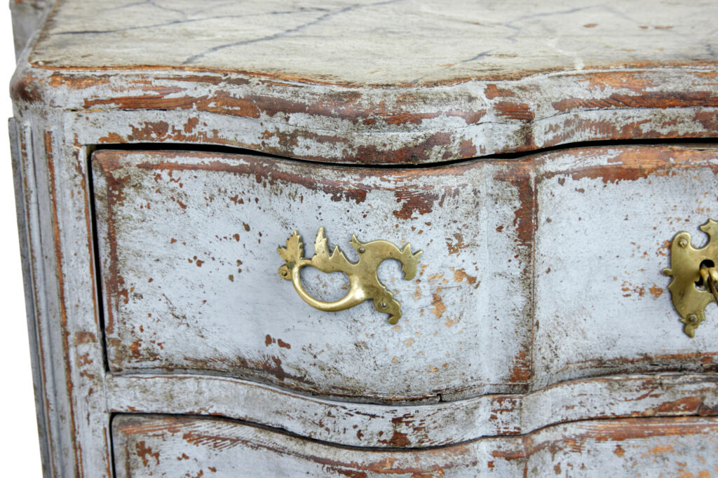 Swedish 19th Century Hand Painted Gustavian Chest of Drawers — image 8