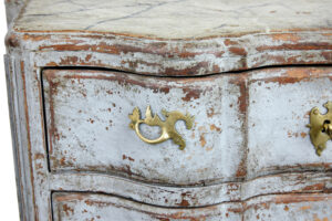 Swedish 19th Century Hand Painted Gustavian Chest of Drawers — thumbnail 8