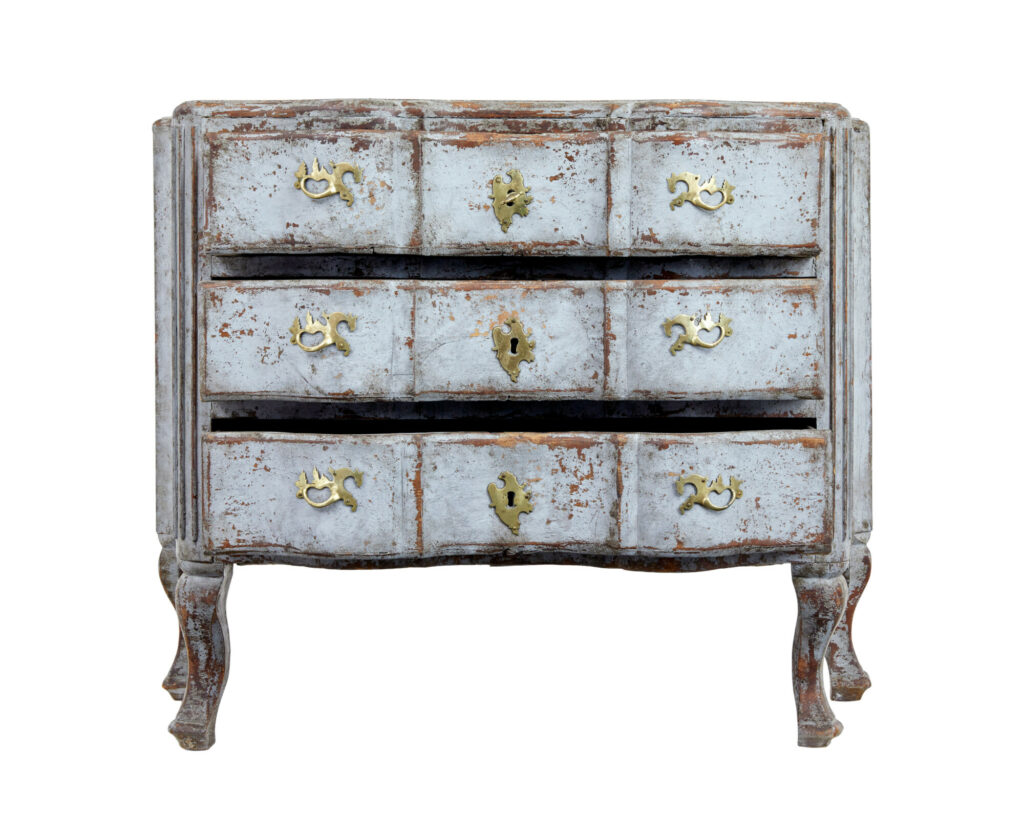 Swedish 19th Century Hand Painted Gustavian Chest of Drawers — image 6