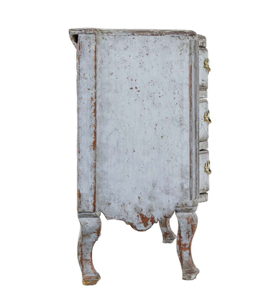 Swedish 19th Century Hand Painted Gustavian Chest of Drawers — image 3