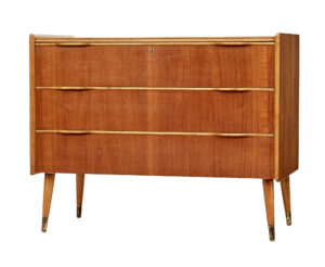 MID 20TH CENTURY DANISH TEAK CHEST OF DRAWERS BY HENNING JORGENSEN