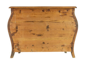 Early 18th Century Rococo Inlaid Plum Bombe Chest of Drawers — thumbnail 10