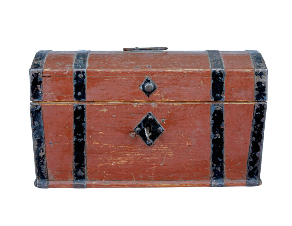 Small Scandinavian 19th Century Painted Pine Dome Top Box — image 2