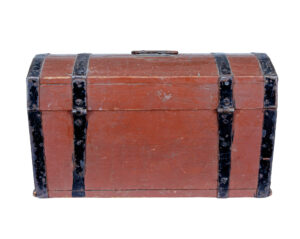 Small Scandinavian 19th Century Painted Pine Dome Top Box — thumbnail 6