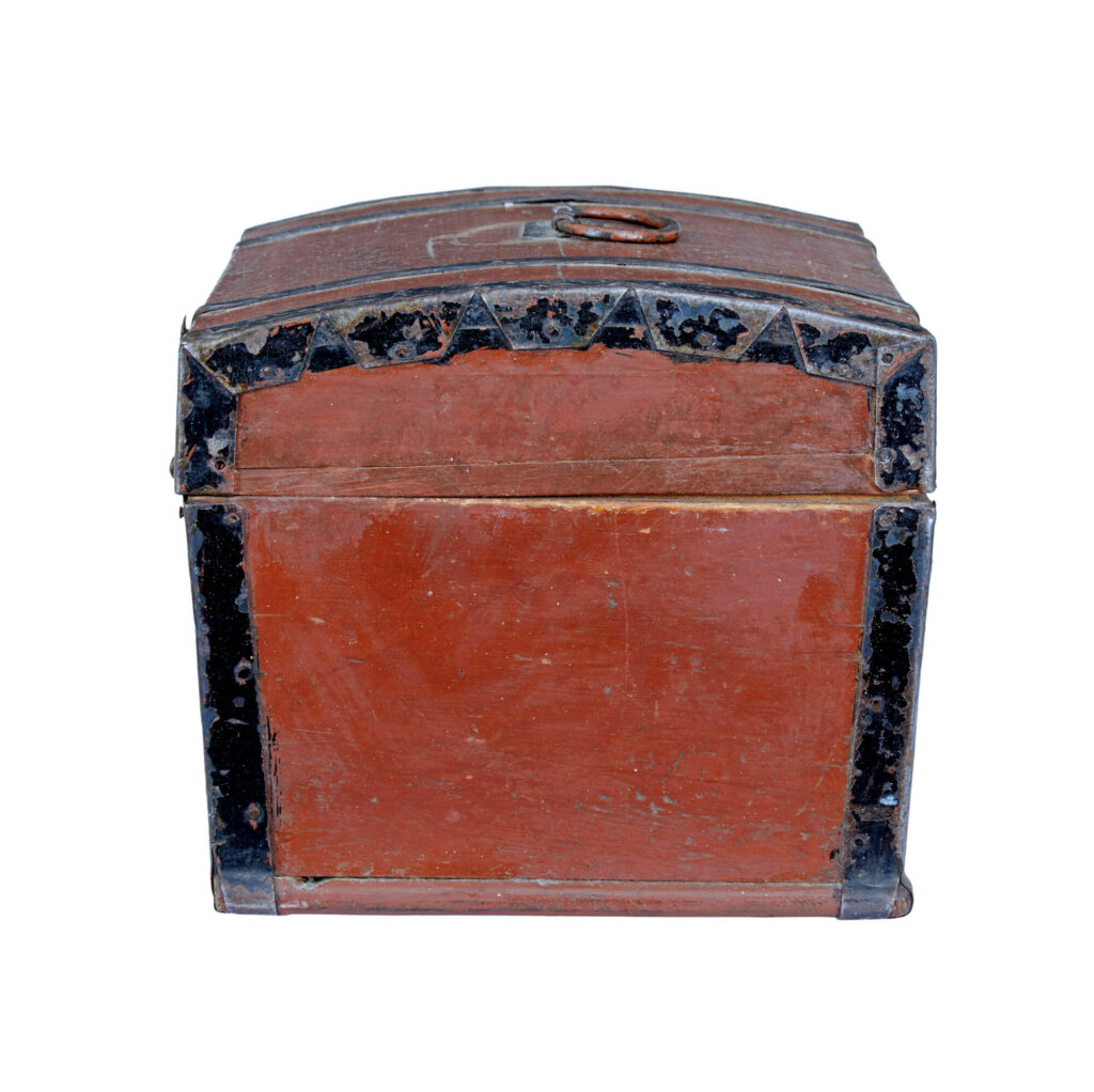 Small Scandinavian 19th Century Painted Pine Dome Top Box — image 5