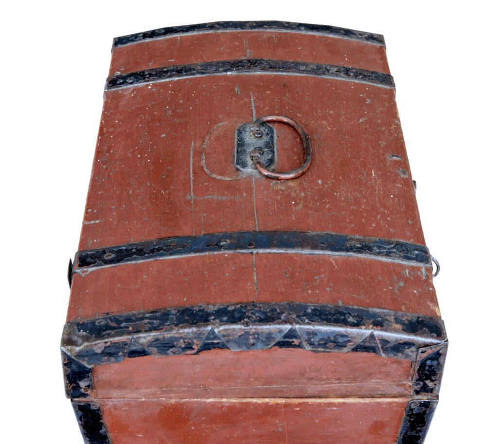 Small Scandinavian 19th Century Painted Pine Dome Top Box — image 4