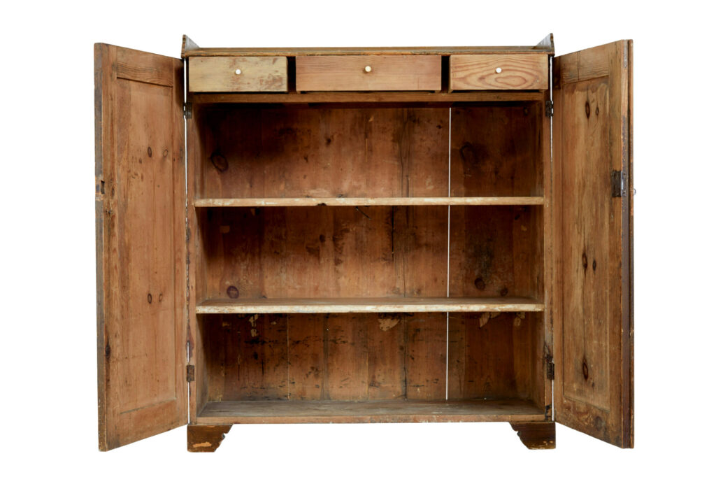 Swedish 19th Century Rustic Painted Pine Cupboard — image 9